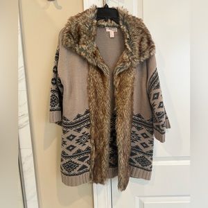 Forever 21 Tribal Faux Fur Sweater Size Small